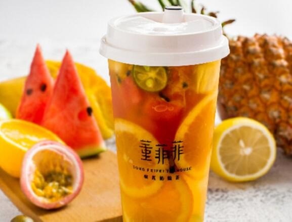 董菲菲榴莲奶盖茶